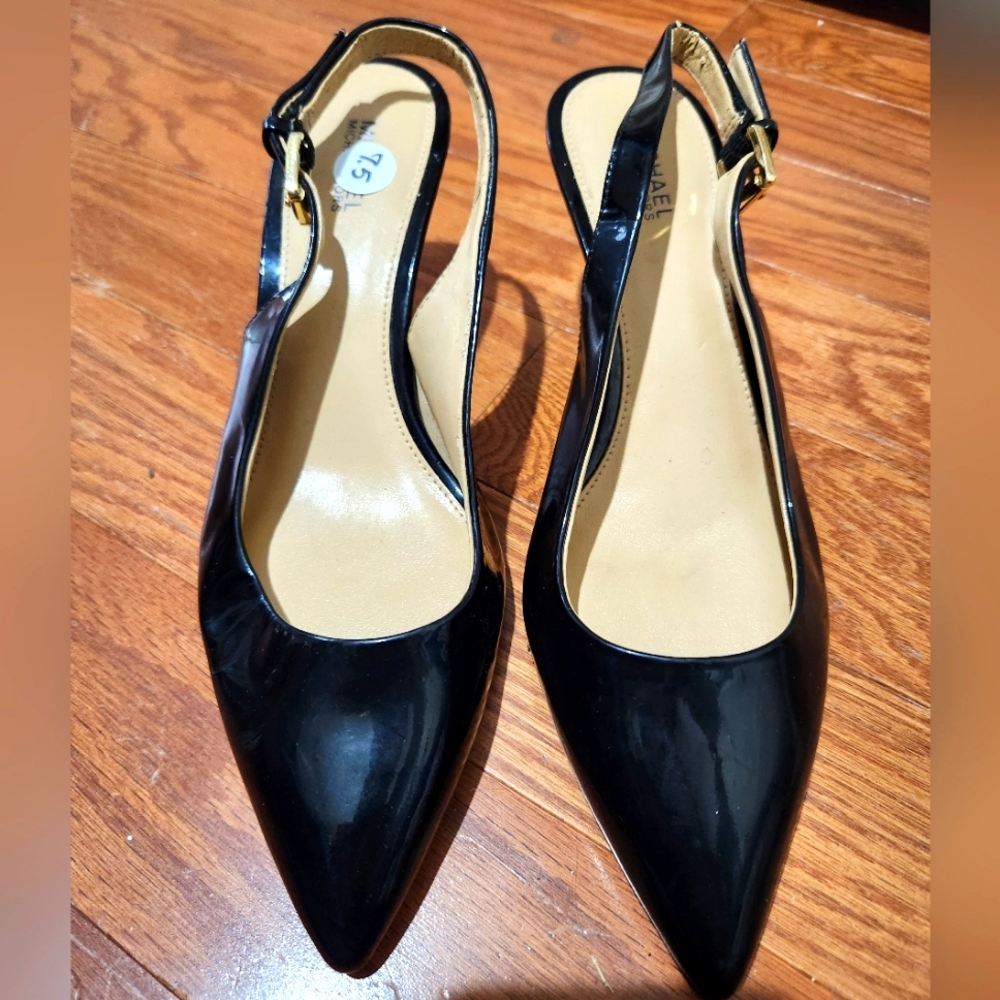 MICHAEL KORS Kelsey High Heel Pointed Toe Slingbacks Black Patent Leather Sz 7.5 - Picture 1 of 7